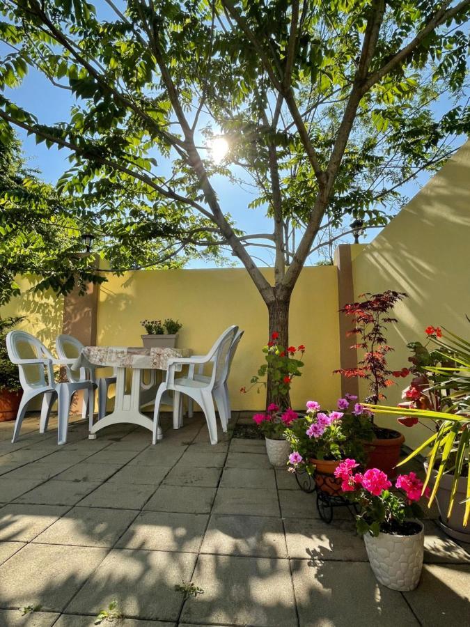 Guest House Kobuleti Exterior foto
